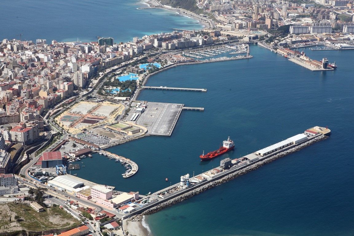 Los puertos del Estado movieron más de 230 millones de toneladas de mercancías hasta mayo